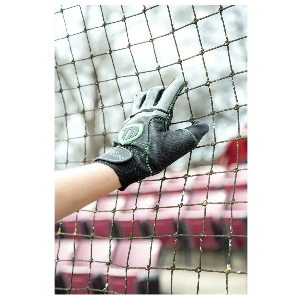 Team Defender Pro Series Padded Baseball Softball Glove Thumb Protect Small